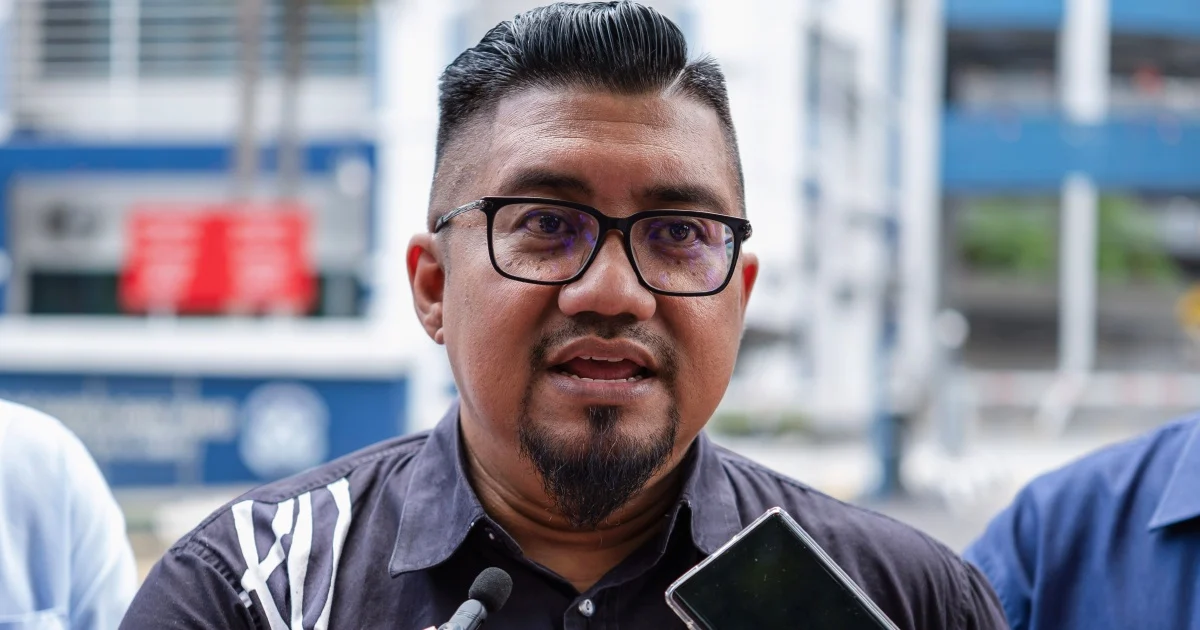 Chegubard Pleads Not Guilty to Sedition Charge Over Negri Royal Remarks