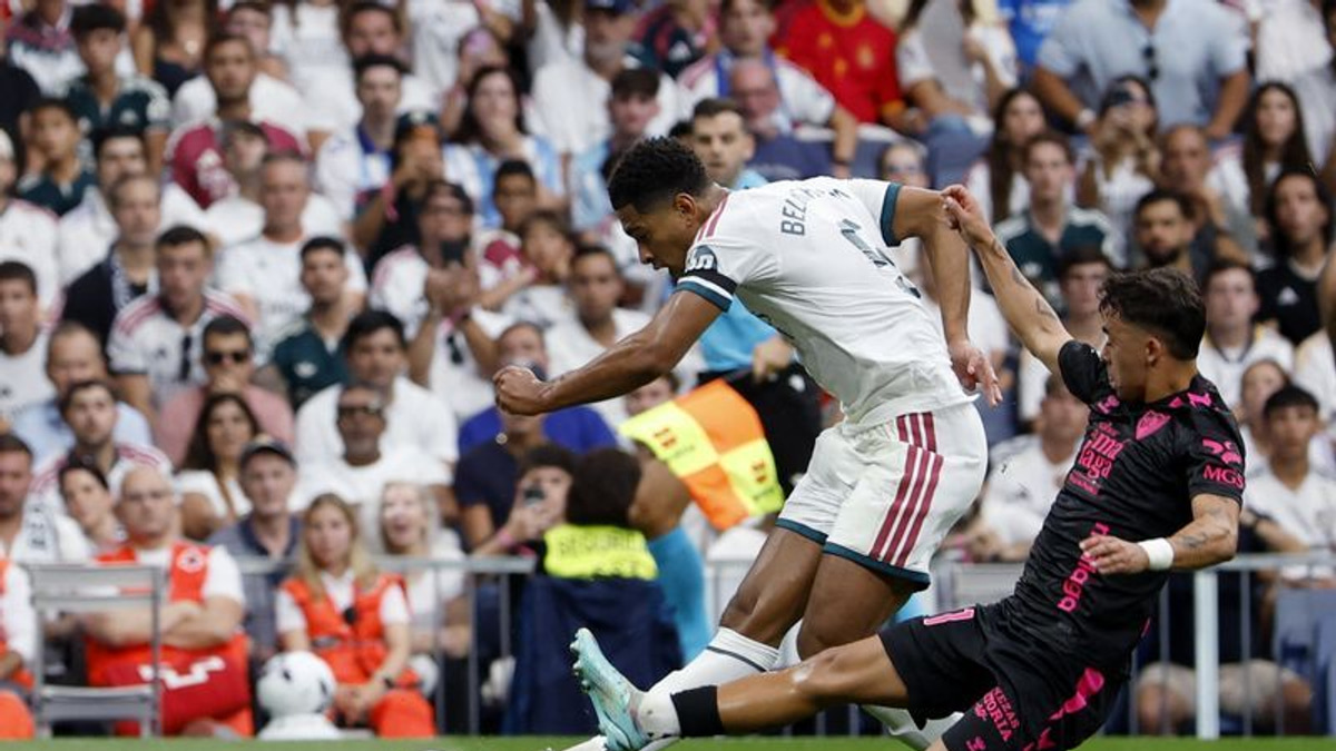 Real Madrid's clinical start continues with emphatic demolition of Malaga