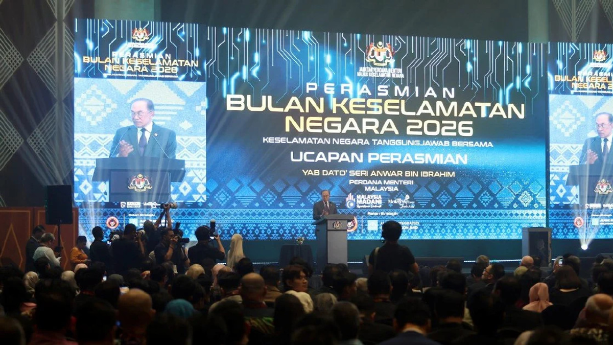 Anwar warns against divisive racial rhetoric ahead of Johor state election