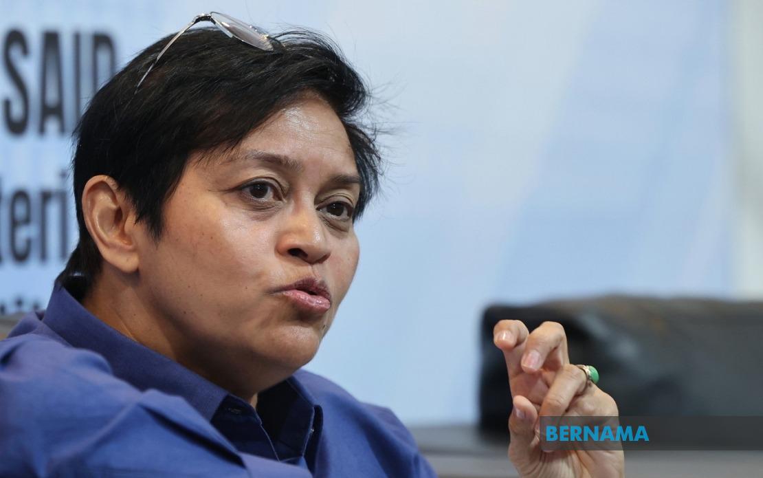 State Political Deals Won't Shake Federal Unity Government, Says Azalina