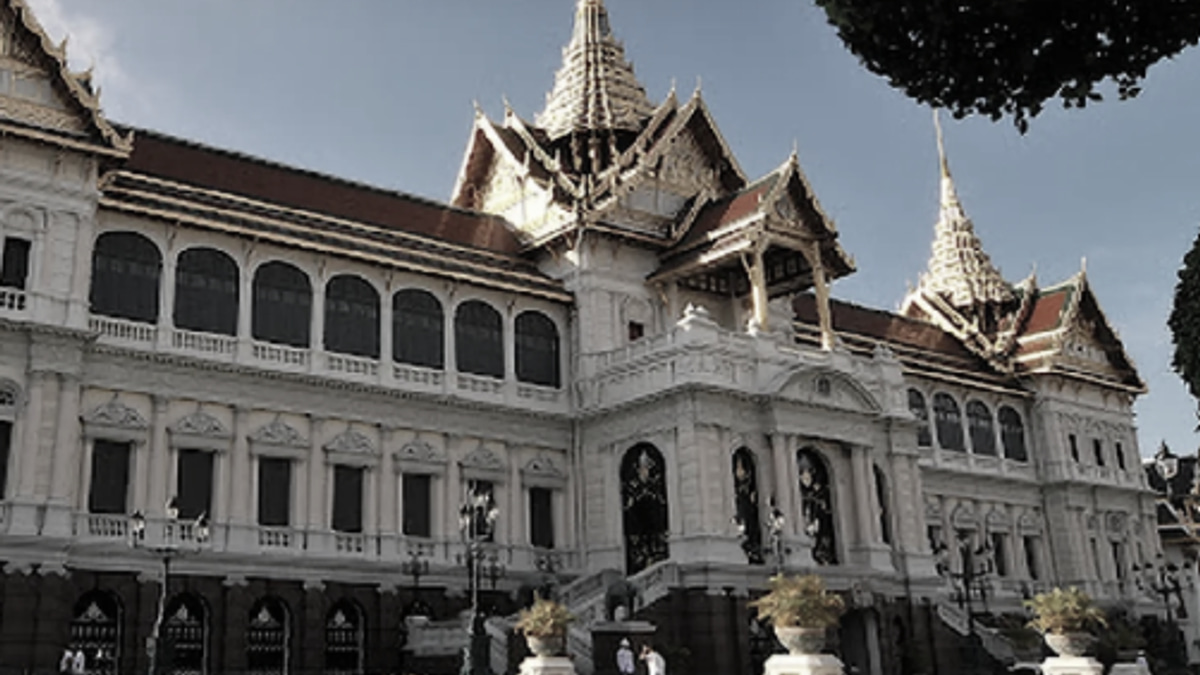 Thai Court Hands 18-Month Sentence for Royal Facebook Comment