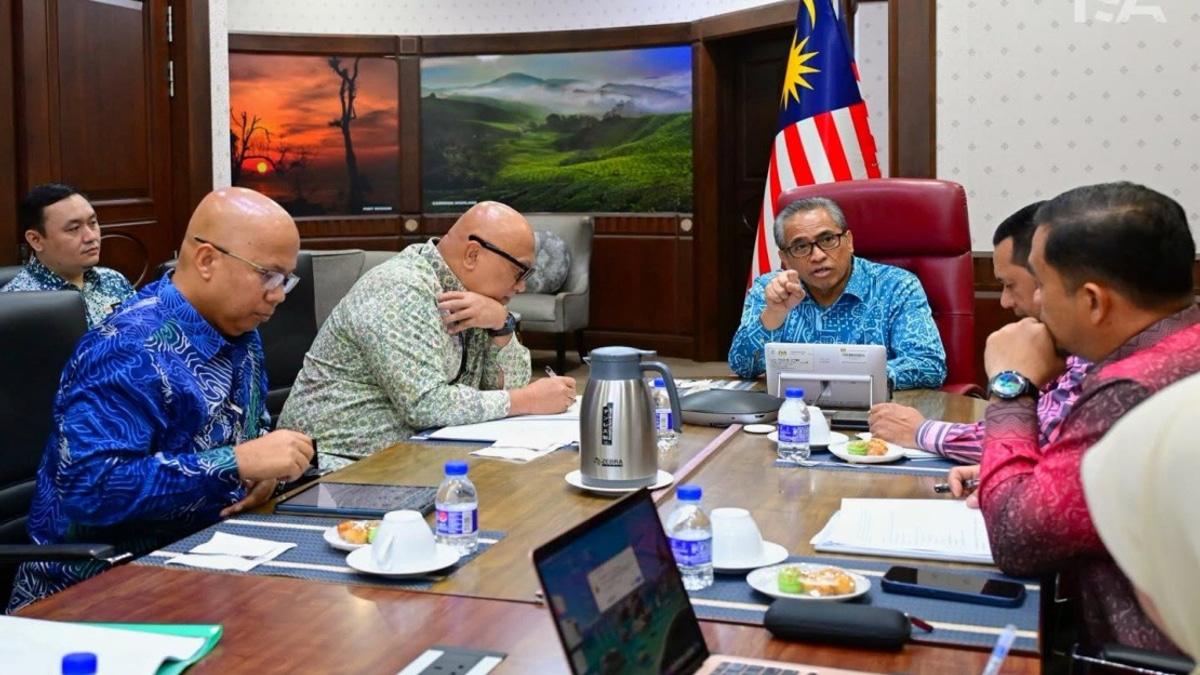 Government Orders Urgent Fixes for University Malaya Medical Centre Service Failures
