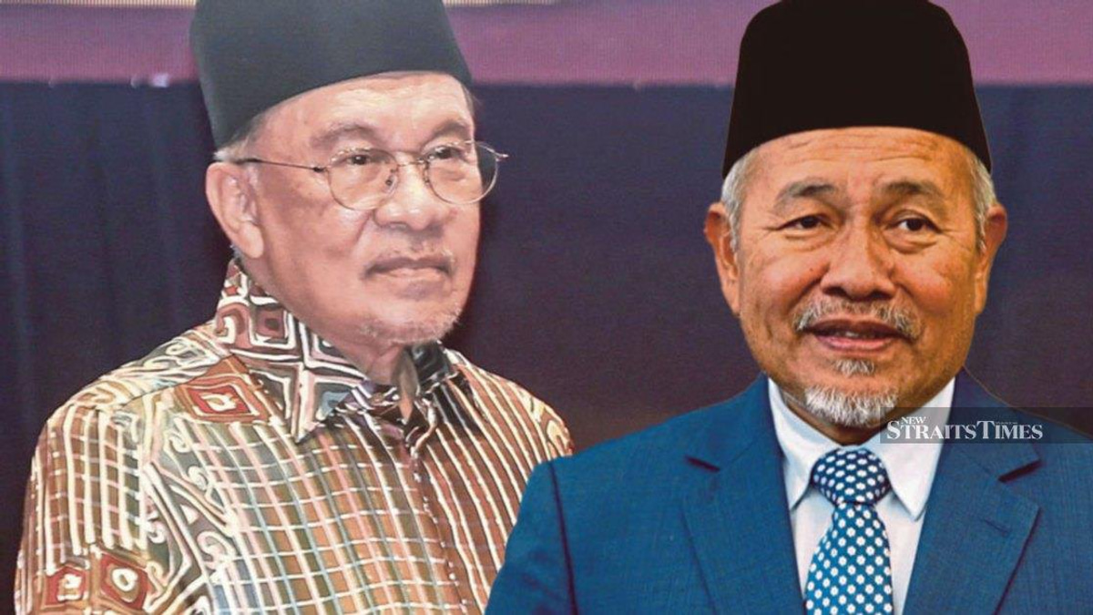 Anwar Sends Legal Demand to PAS Deputy Over Alleged Defamatory Remarks