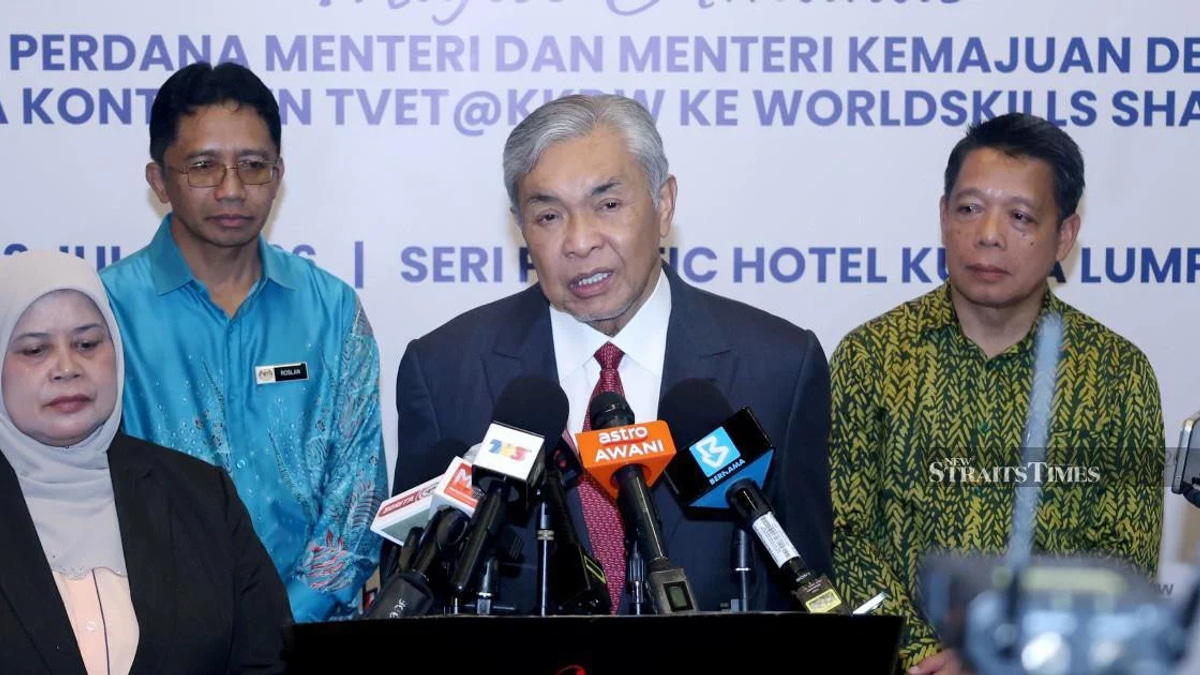 Zahid Charts Bespoke Path for Barisan Nasional in Negri Sembilan State Election