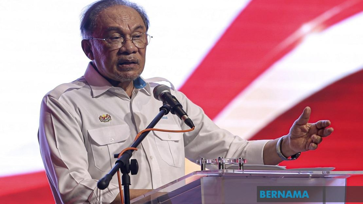 JPKK Leaders Must Uphold Integrity and Communicate Government Achievements Clearly, Anwar Says
