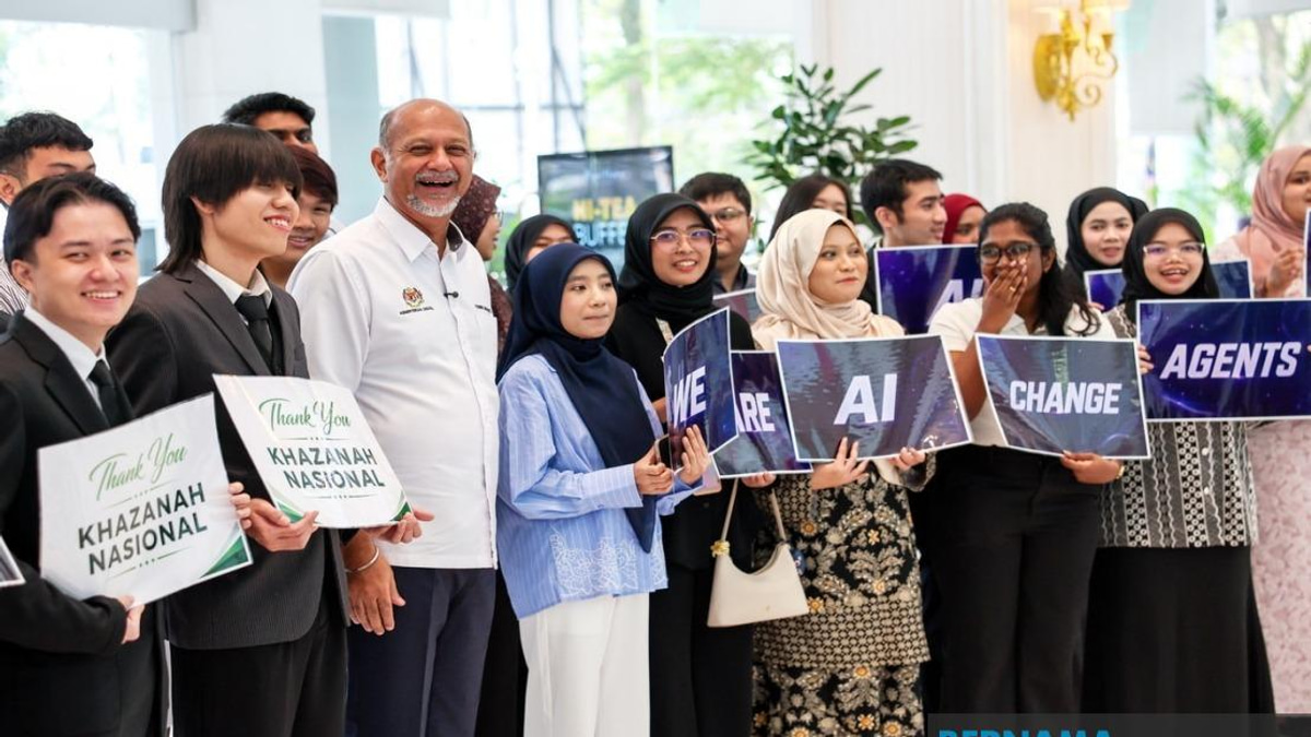Malaysia Shifts to Proactive AI Policy as Nation Eyes 2030 Tech Leadership