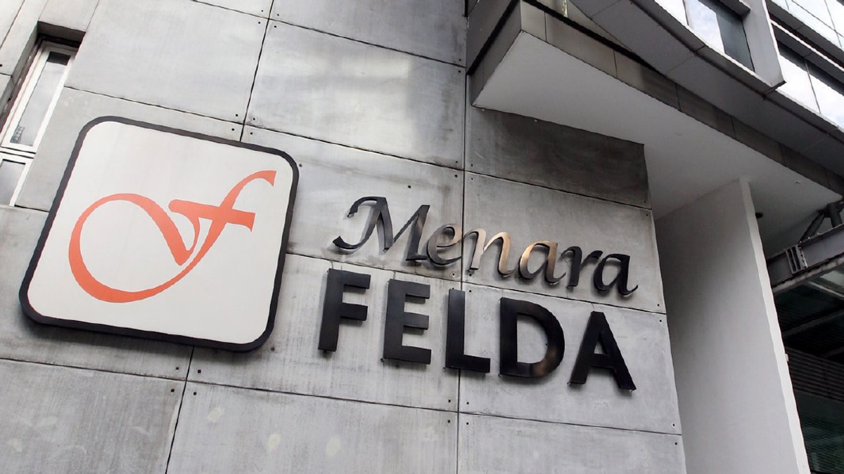 Anwar to unveil Cabinet paper on Felda second-home scheme within a month