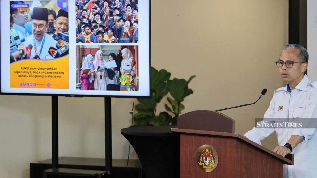 Cabinet Steered Clear of Taiwan Comment Row, Clarifies Fahmi