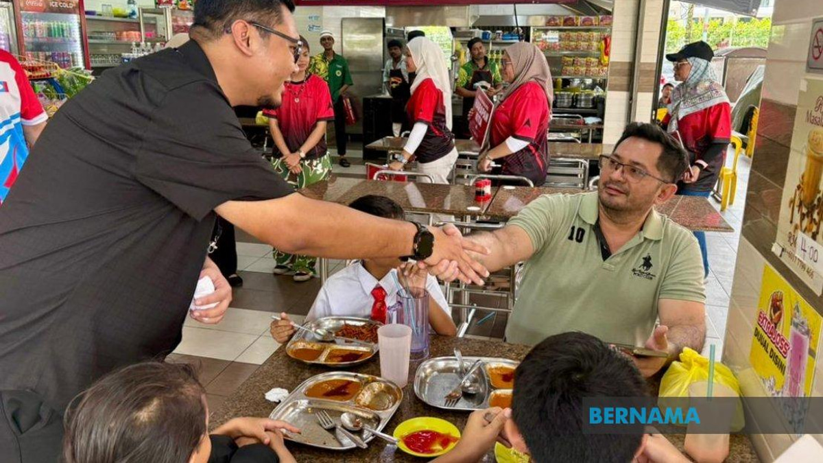 Kempas PH Candidate Pledges Skills Training and Healthcare Upgrades in Johor State Bid