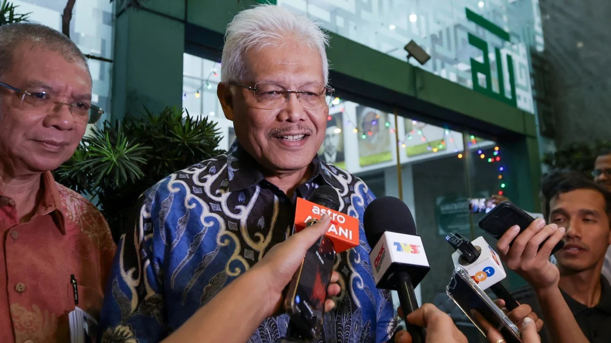 PN formally notifies Dewan Rakyat of Hamzah's reappointment as opposition leader