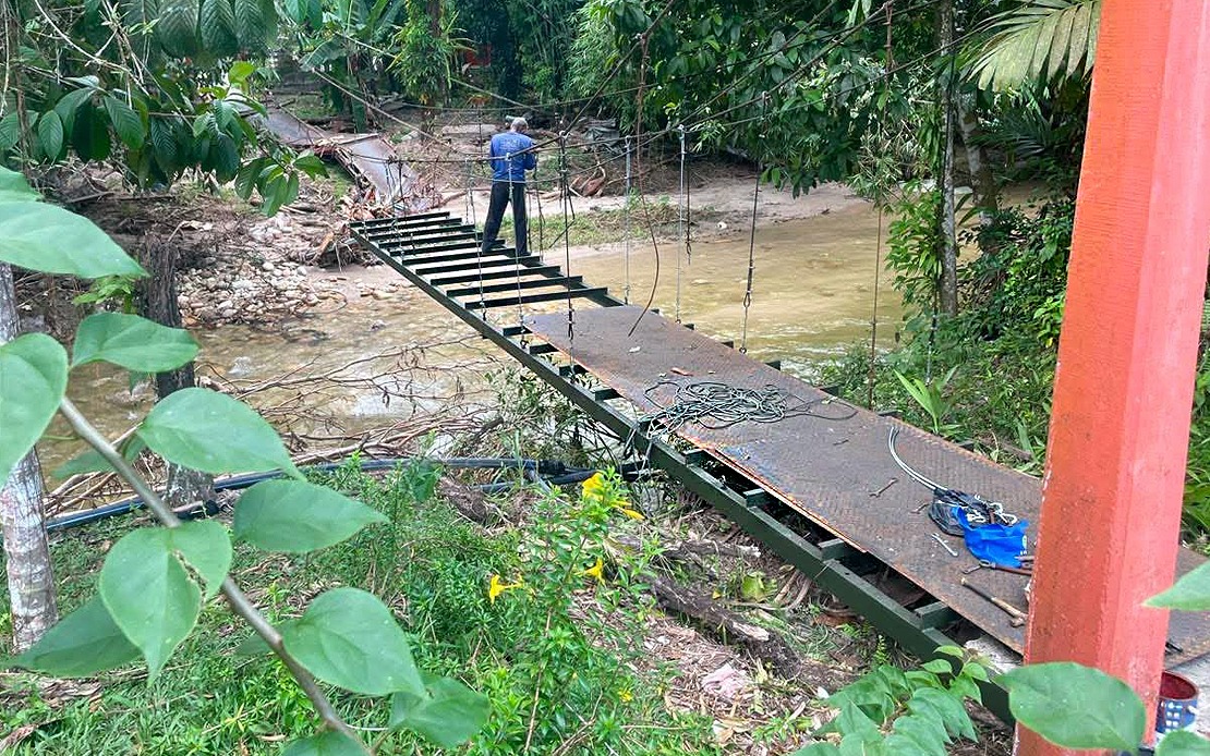 Perak Allocates RM500,000 For New Bridge After Kampung Ulu Geruntum Disaster