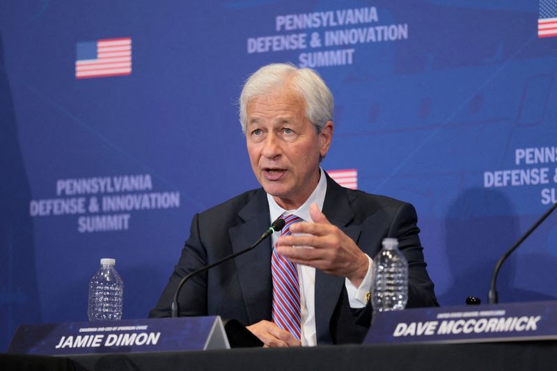 JPMorgan's Dimon Rallies Corporate America on AI Risk Management