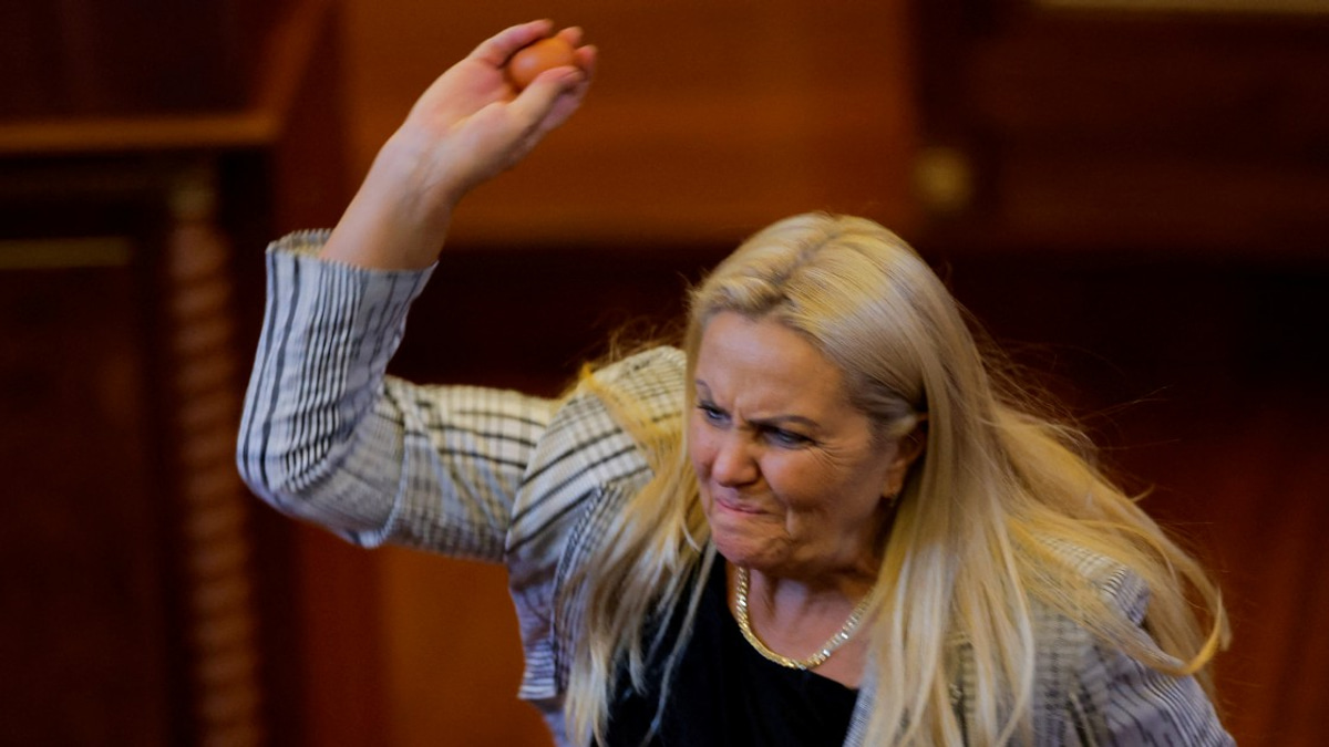 Kosovo Prime Minister Targeted With Eggs as Political Tensions Reach Parliament