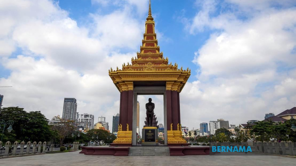 Southeast Asia's Policy Pivot: From AI Governance to Green Energy as Regional Leaders Chart Development Path