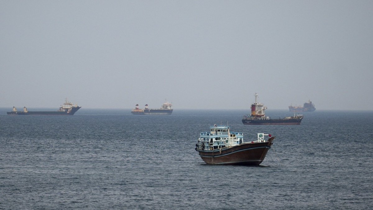 Oil Tankers Resume Hormuz Passage as US-Iran War Deal Takes Effect, But Regional Tensions Persist