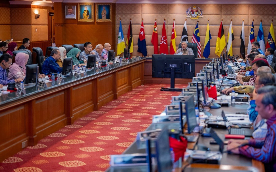 Malaysia Charts Phased Rice Reform While Shoring Up Support for Vulnerable Households