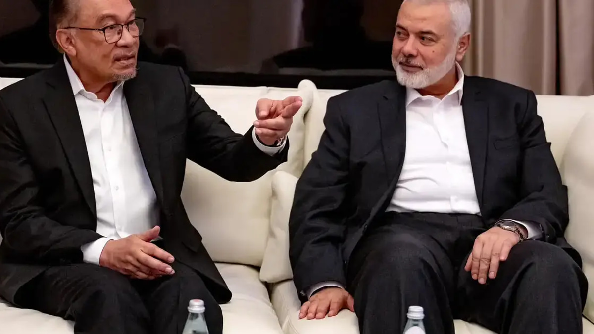 Anwar Dismisses Claims That Hamas Members Received Training in Malaysia