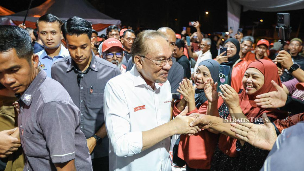 Anwar urges Johoreans abroad to return home for state election