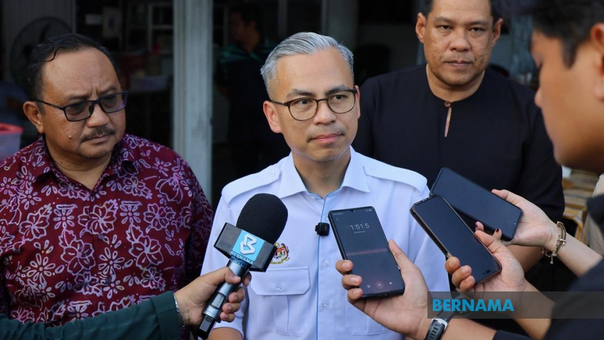 Johor election campaigning must be fact-based, not personal attacks, says Fahmi
