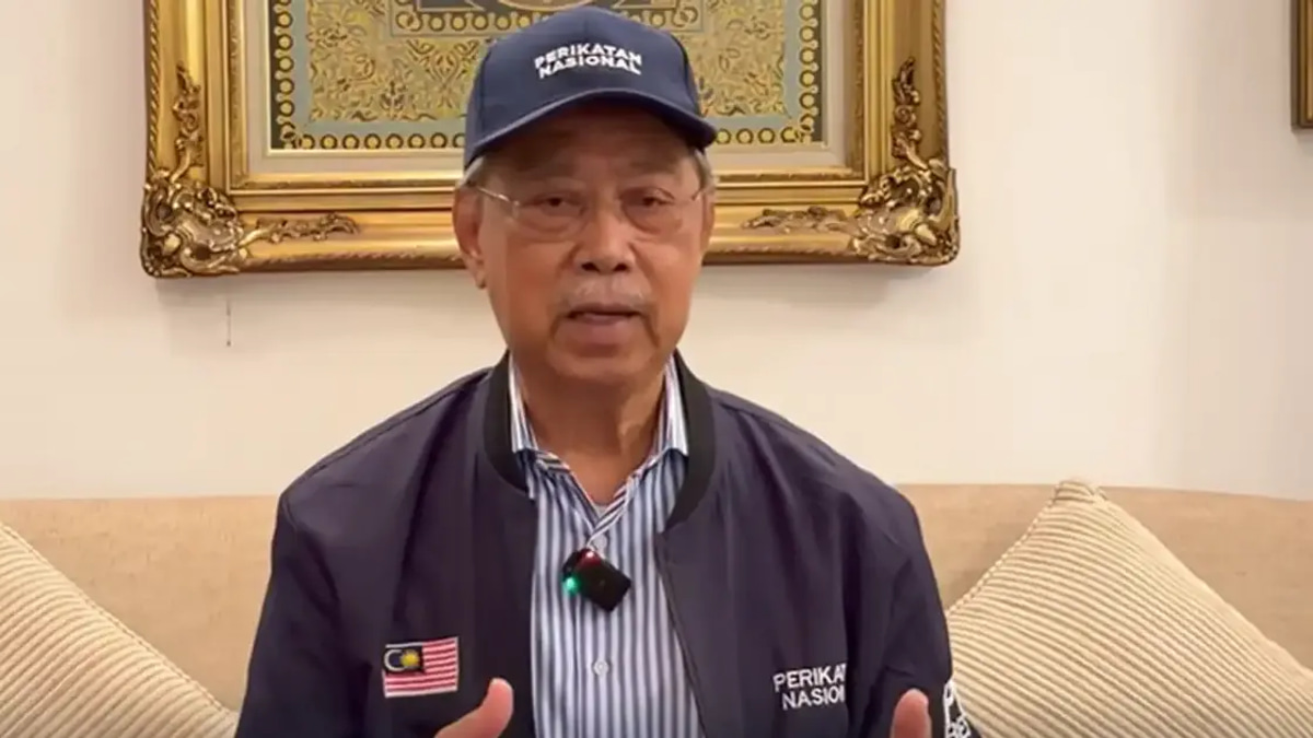 Muhyiddin Courts Johor Voters as Perikatan Plots Comeback