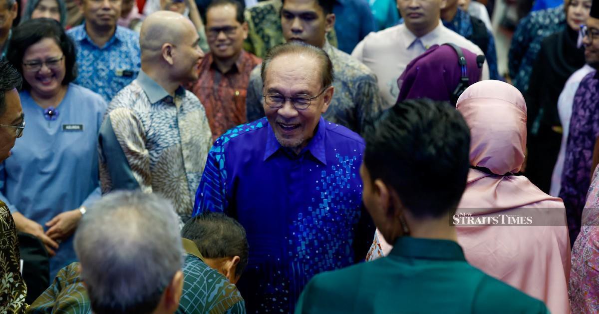 Academics must be free to defend ideas without govt constraints, says PM Anwar