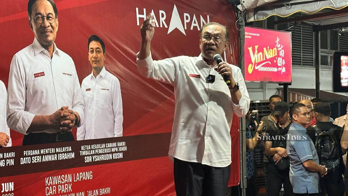 Strong relations with global powers won't dilute Malaysia's principles – Anwar
