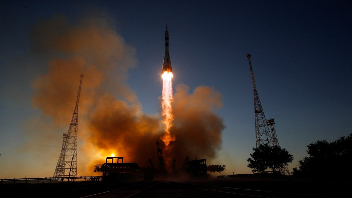 Russian-US Crew Returns from ISS after Eight-Month Mission
