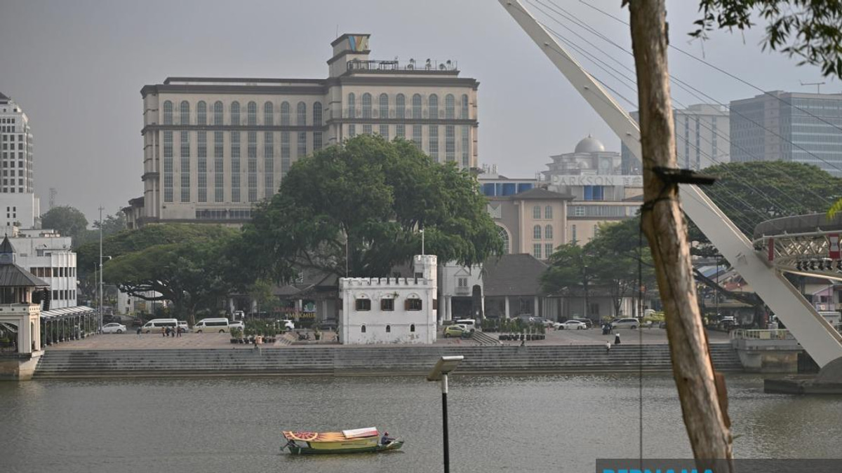 Malaysia Must Shift to Prevention Mode for Transboundary Haze Crisis, Says Lee Lam Thye