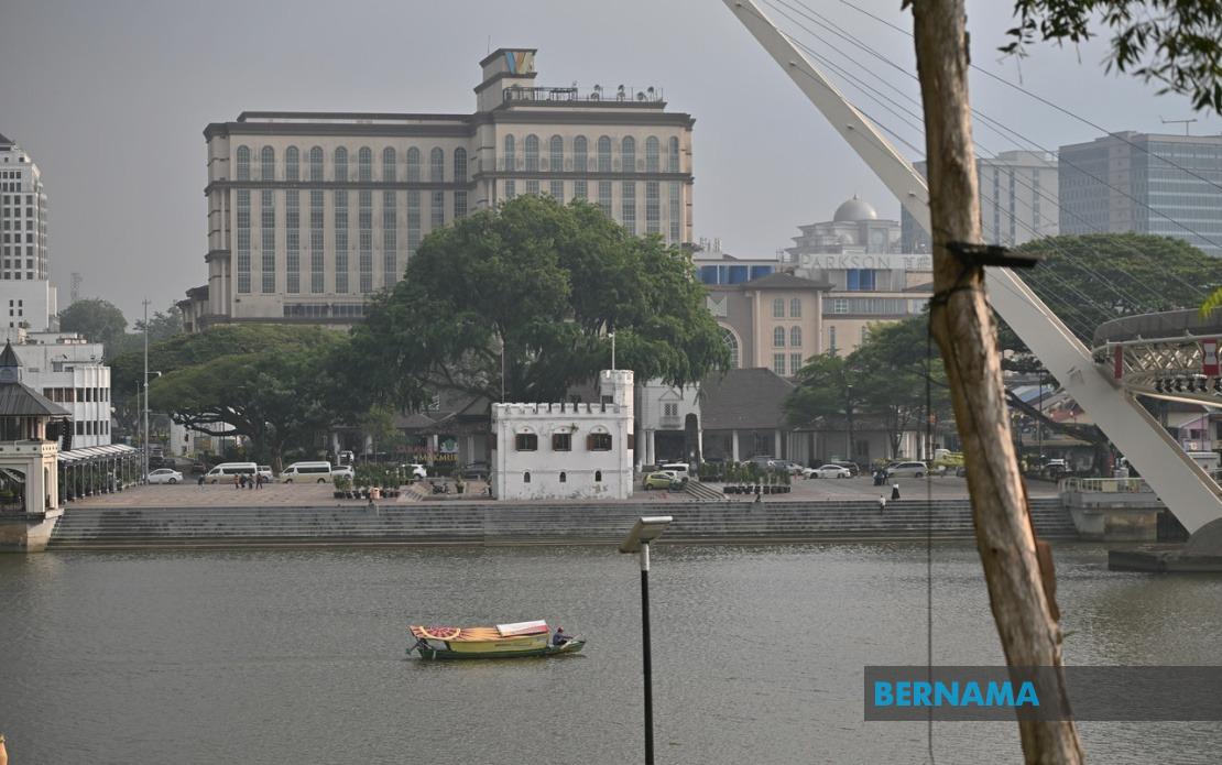 Malaysia Must Shift to Prevention Mode for Transboundary Haze Crisis, Says Lee Lam Thye