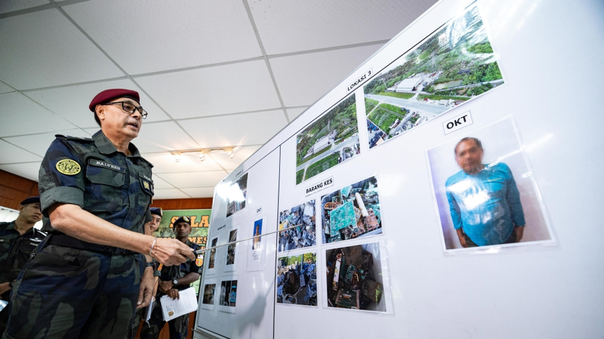 Police seize RM9.39 million in contraband electronics during Ipoh crackdown; 14 detained