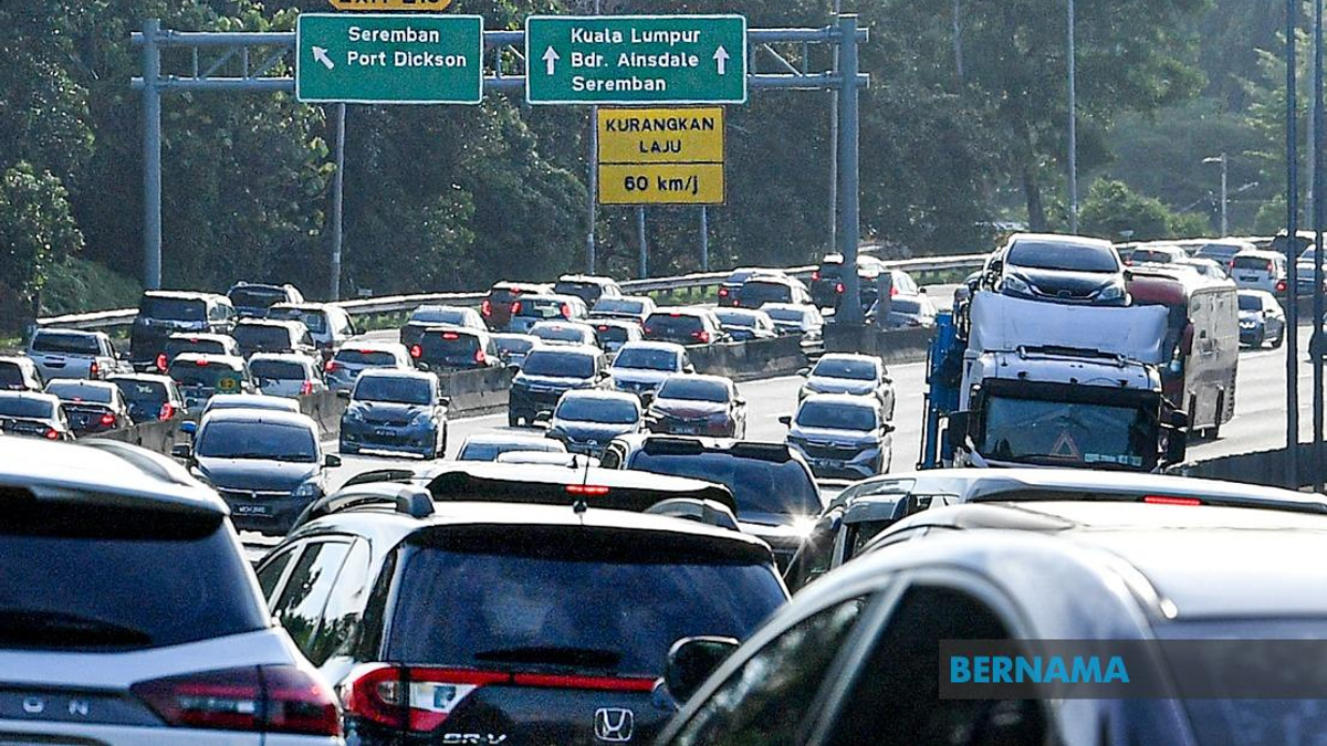 Religious Affairs Minister Backs Mandatory Compensation for Road Crash Offenders
