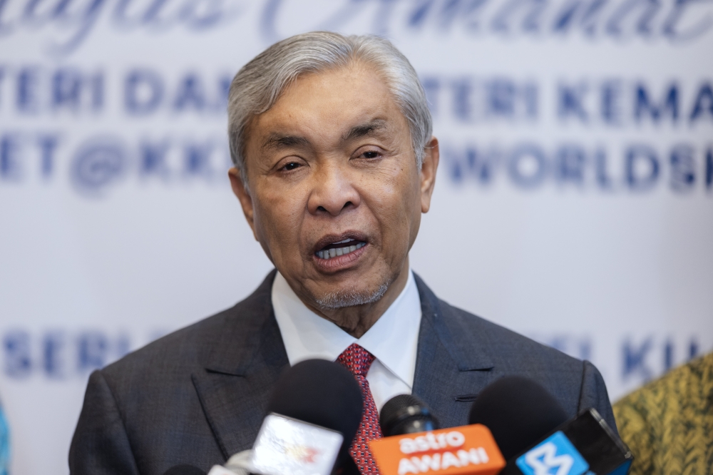 Umrah Prize Incentive Offered to WorldSkills Gold Medalists by Deputy PM Zahid
