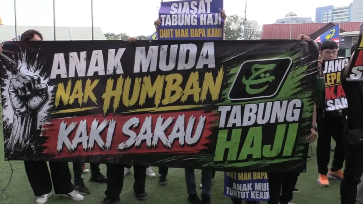 PKR Melaka Members Stage Protest Demanding Urgent Tabung Haji Investigation
