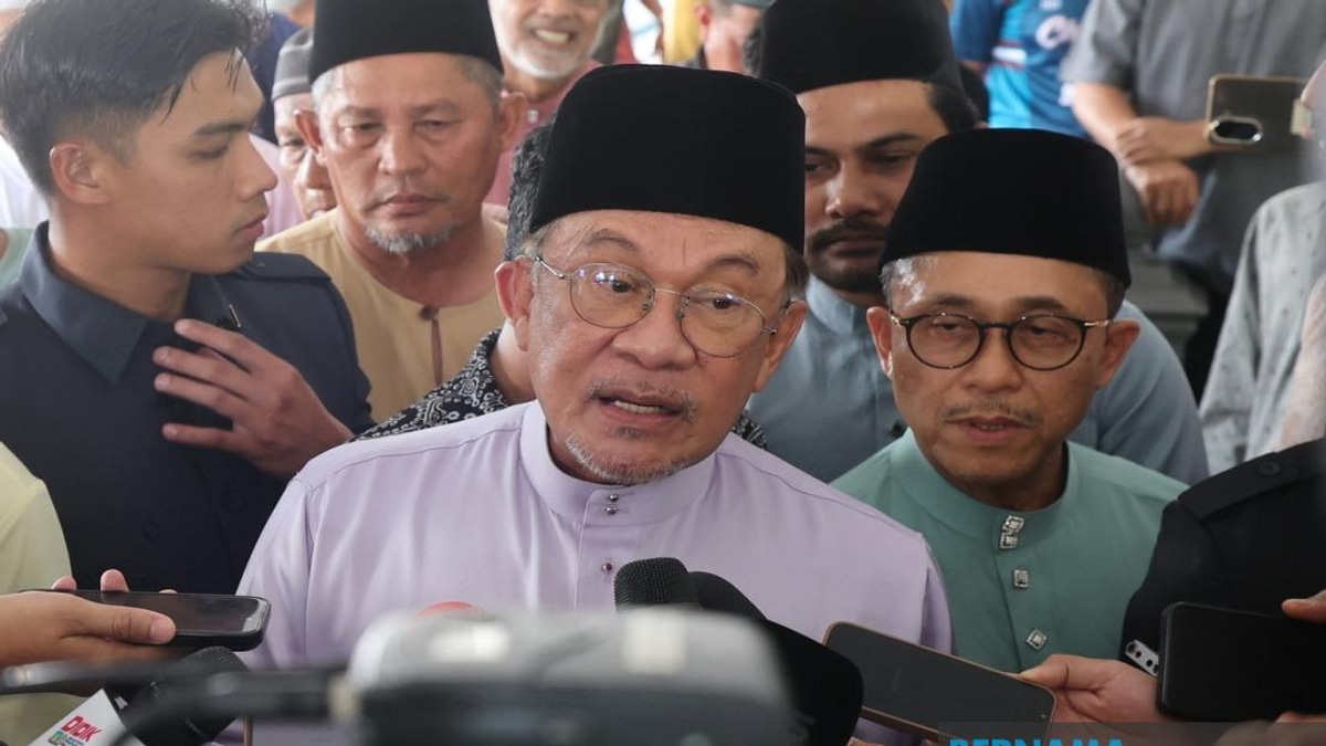 Anwar Push for Streamlined Local Authority Approvals to Strengthen Economic Competitiveness