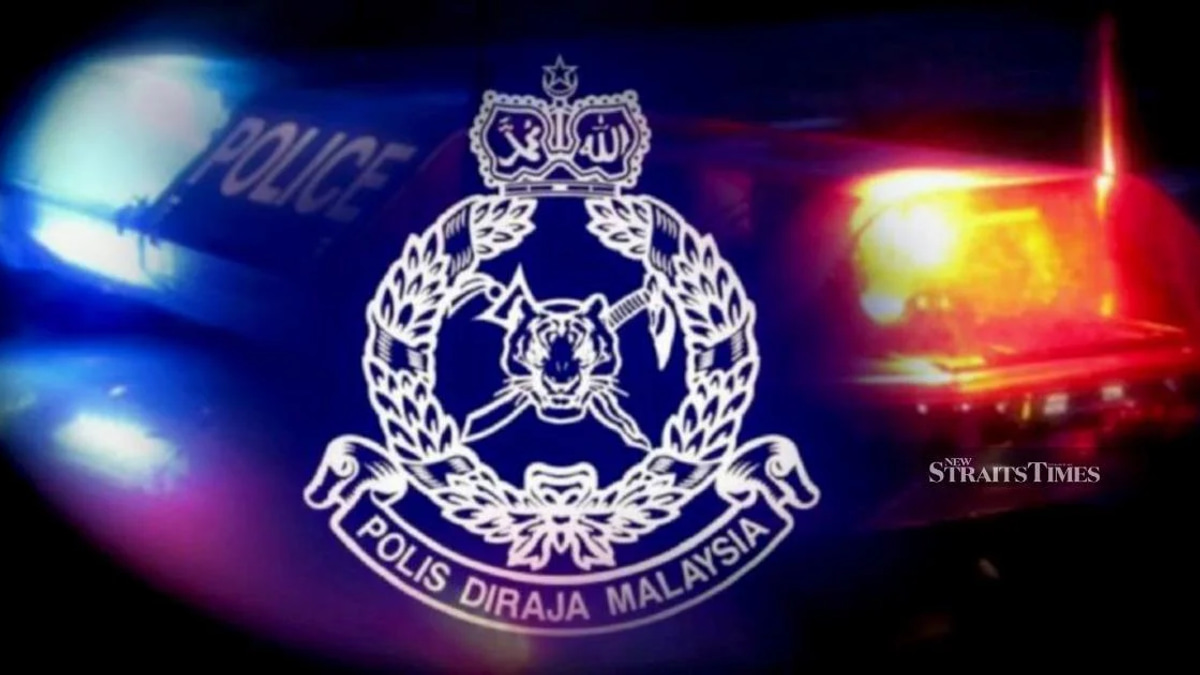 Two students arrested after vehicle rams officer at Seremban roadblock