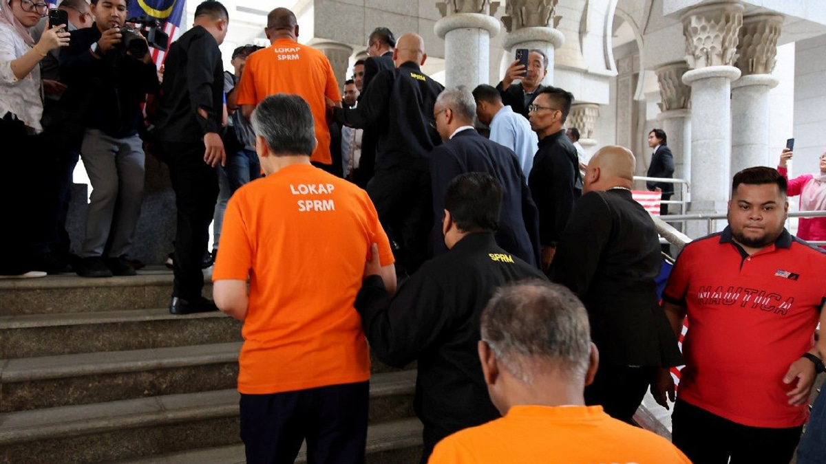 Ex-TH Chief and Former Treasury Official Face Court on Remand Charges