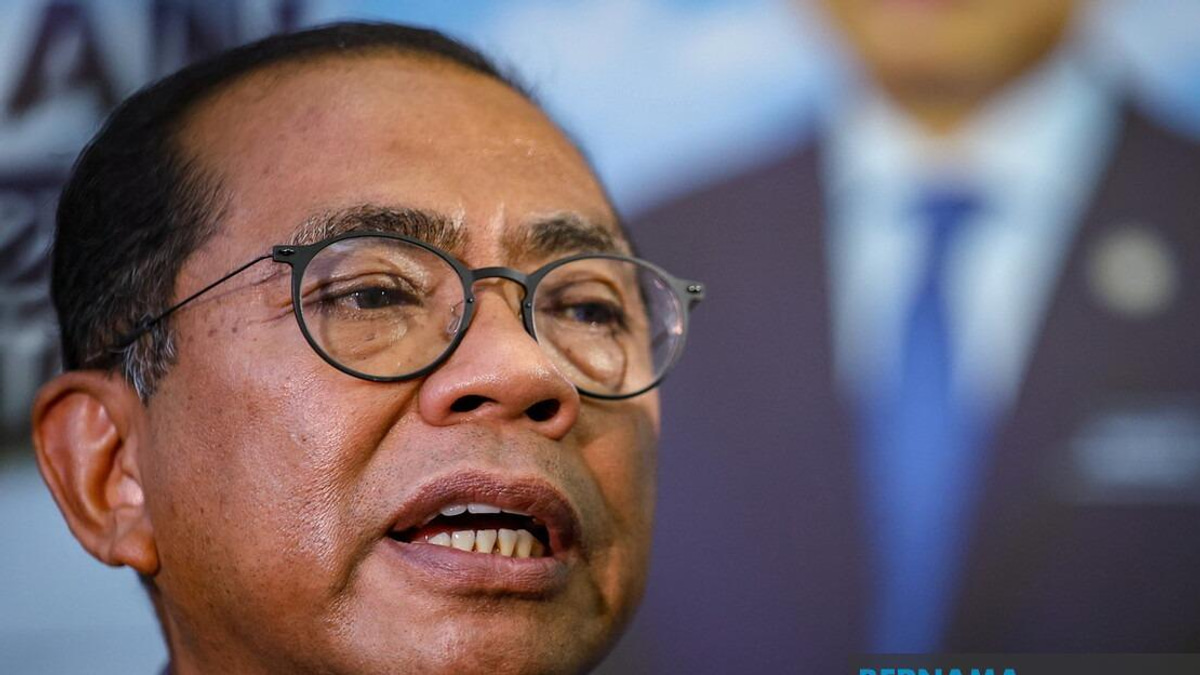 Defence Minister Mohamed Khaled Begins Official Visit to Vietnam to Deepen Bilateral Ties