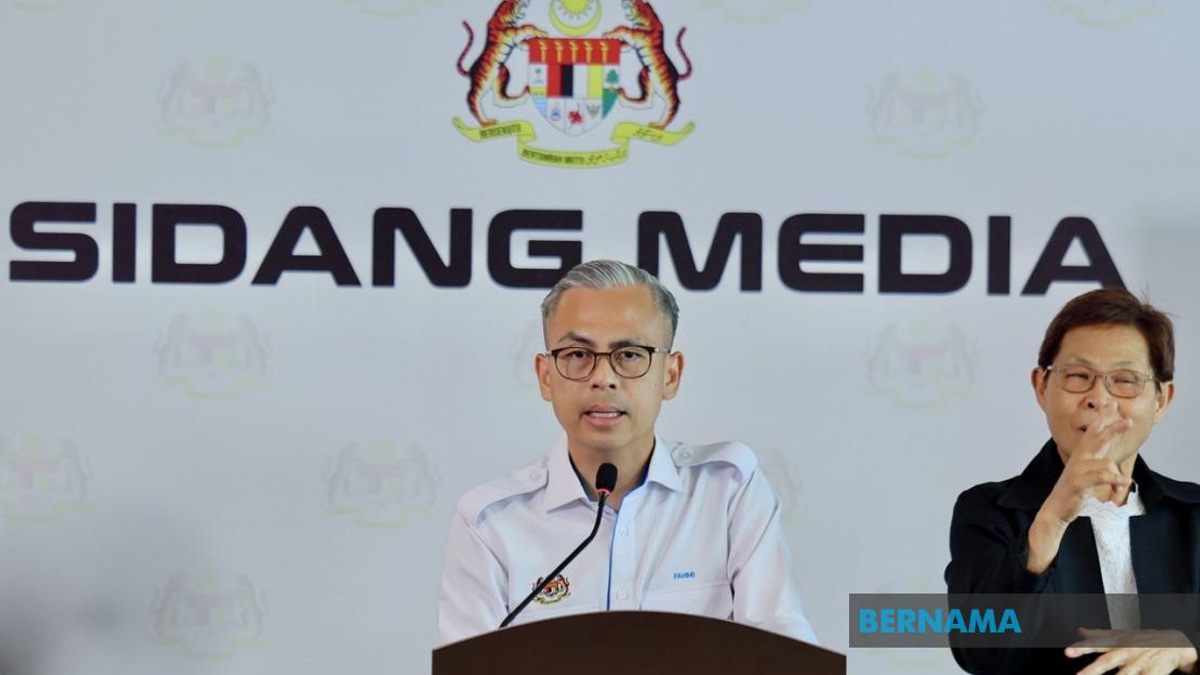 Malaysia Secures Energy Deals in Russia and Turkmenistan as PM Anwar Concludes Strategic Visits