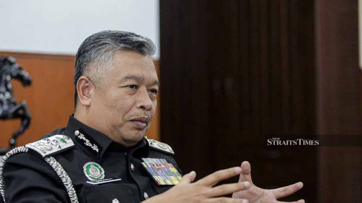 Authorities Dismantle Major Passport Forgery Operation; RM200,000 Seized in Mastermind's E-Wallet