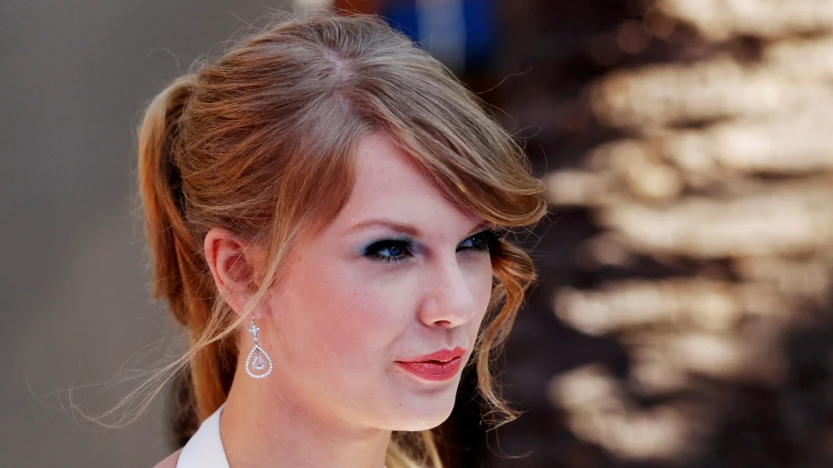 Taylor Swift Wins Dismissal of Plagiarism Lawsuit Over Poem Phrases