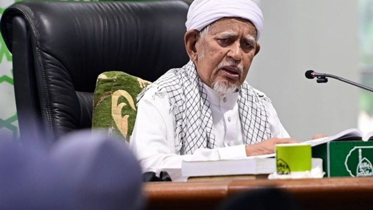 PAS's Johor Victory Sends Ripples of Concern Across Negri Sembilan and Borneo