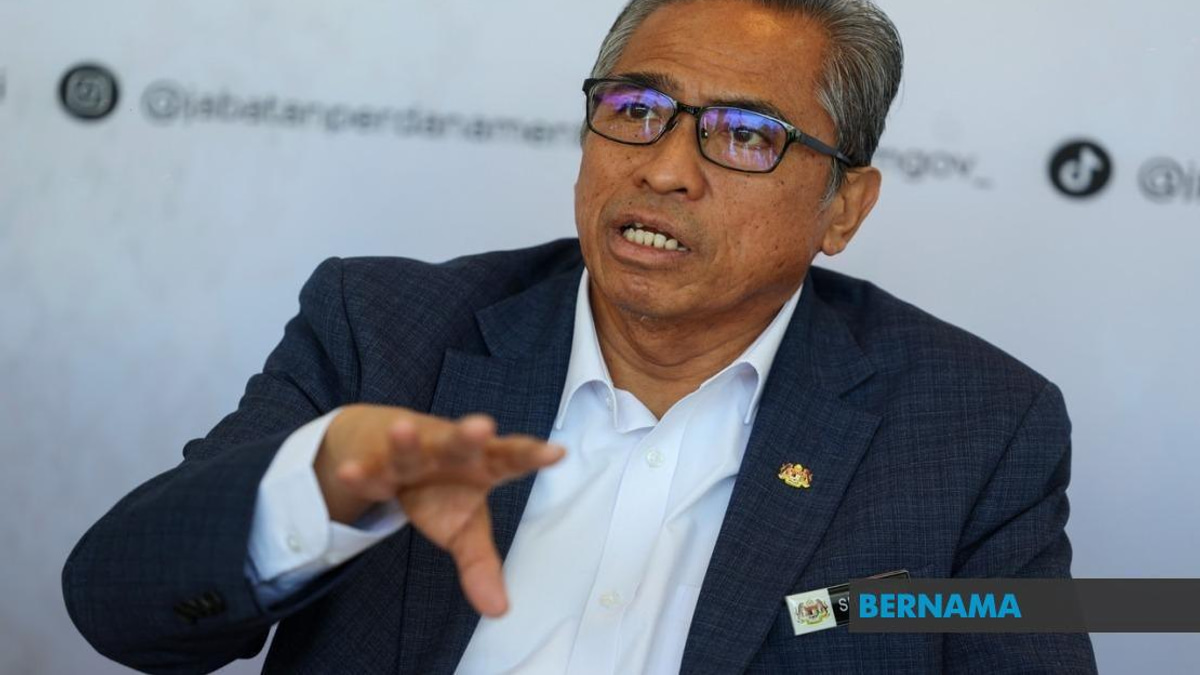 Civil Service Must Drive Malaysia's Global Ambitions, Says Chief Secretary