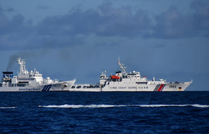 Japan Expels Chinese Coast Guard Ships from Senkaku Waters Amid Rising Tensions
