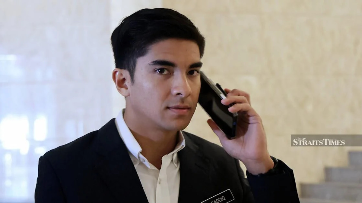Tunku Ismail Rebukes 'Social Media Politicians,' In Apparent Dig at Syed Saddiq