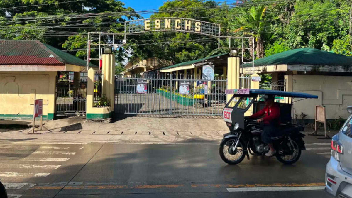 Philippine High School Shut After Online Bomb and Gun Threats