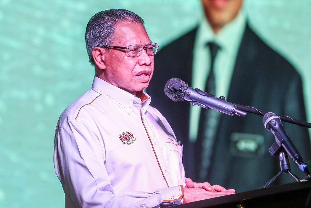 Mustapa Mohamed Closes Door on GE16 Political Return, Backs Younger Generation Leadership