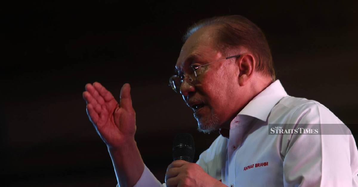 Anwar Vows Zero Tolerance for Public Trust Betrayal Across All Ranks