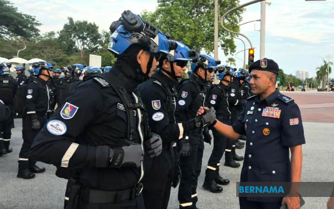 Malaysia's Disaster Response Team Primed for Nepal Rescue Mission, Awaiting Government Clearance