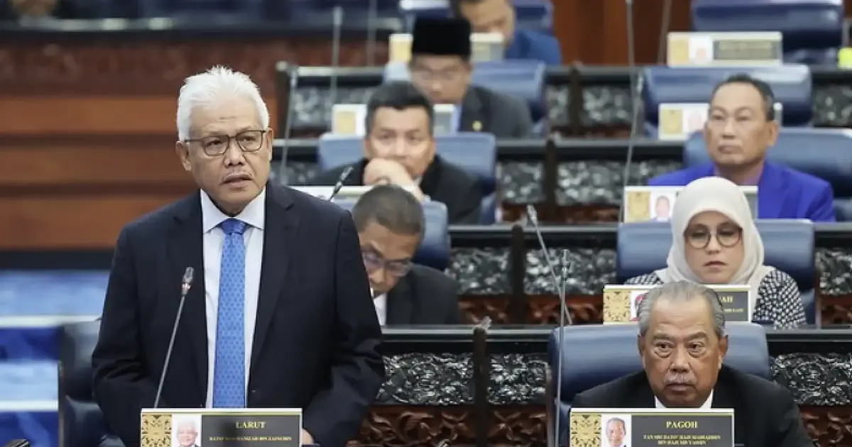 Hamzah Returns to Opposition Leader's Seat as Muhyiddin Moves Down in Dewan