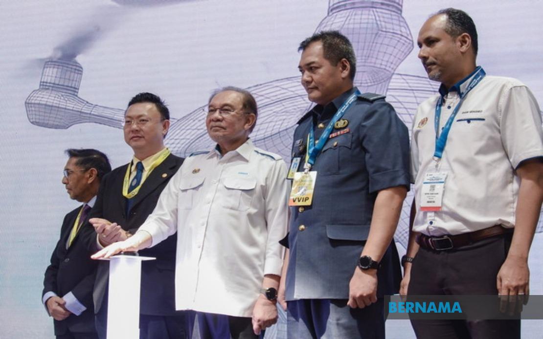 Malaysia Must Accelerate Drone Technology Development to Strengthen Economic Competitiveness, Says PM Anwar